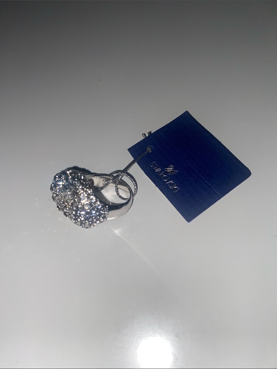 Swarovski Jewelry - Swarovski Sparkling Silver Knot Crystal Cluster Ring